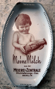Meierei-Zentrale Berlin - Emaille Brotkorb - 30er