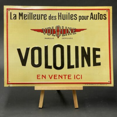 VOLOLINE - Motoröl (La meilleure des Huiles pour Autos), geprägtes Blechschild, Frankreich um 1930 (De Andreis