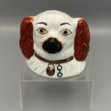 King Charles Spaniel mit rot-braunen Ohren - Keramische Spardose, Staffordshire, England