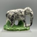 Elefant auf Wiese - Antike Keramik-Figur (Spardose), H. Picard, Le Coteau, Frankreich, um 1905/10