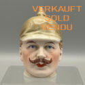 Kaiser Wilhelm II mit Pickelhaube, antike Spardose aus fein bemaltem Porzellan, um 1890/1900
