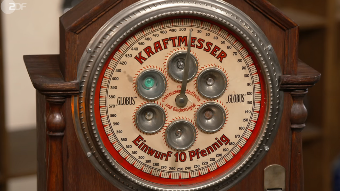 Optisch, zumindest von vorne & von außen, war das Gerät in einem hervorragenden Zustand.