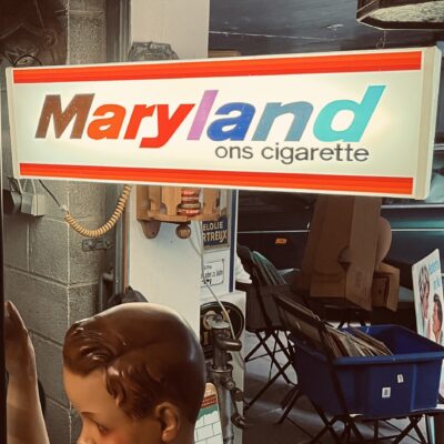 Maryland Ons Cigarette, Leuchtreklame mit Neonröhre, Luxemburg um 1970