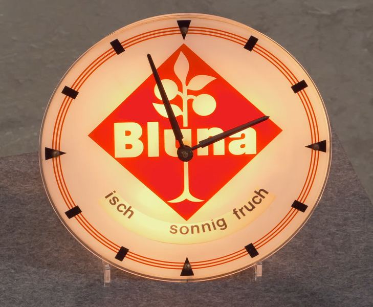 Die seltene Reklameuhr von Bluna ist voll funktionsfähig