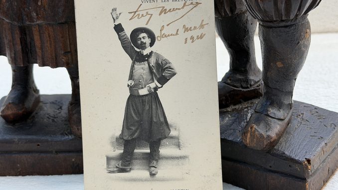 Jules Martin-Guillory: Auf der Spur eines bretonischen Holzbildhauers